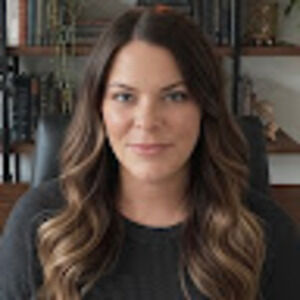 Meet your Posher, Monica